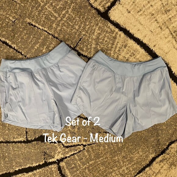 Set of 2 Women's Size Medium Tek Gear Athletic Shorts - Picture 1 of 5